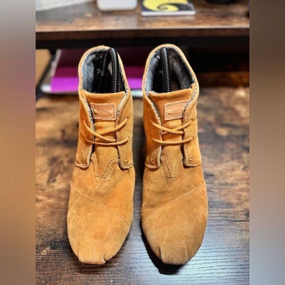Toms Tan Wedge Booties Size 11 - Picture 9 of 11